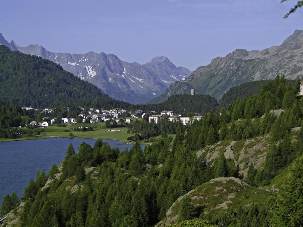 Hotel Poestli Малоя Екстер'єр фото
