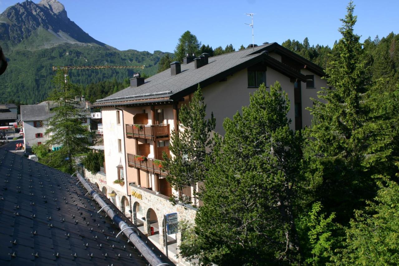 Hotel Poestli Малоя Екстер'єр фото